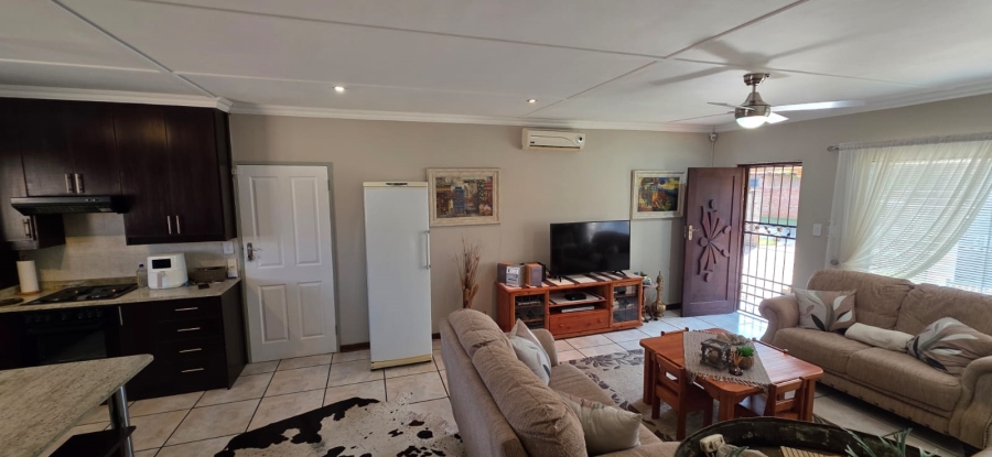 3 Bedroom Property for Sale in Grimbeeck Park North West